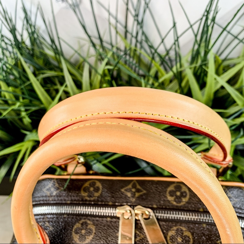SOLD Louis Vuitton Manhattan PM Monogram - Picture 8 of 13